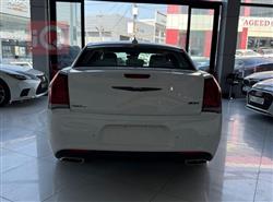 كرايسلر 300